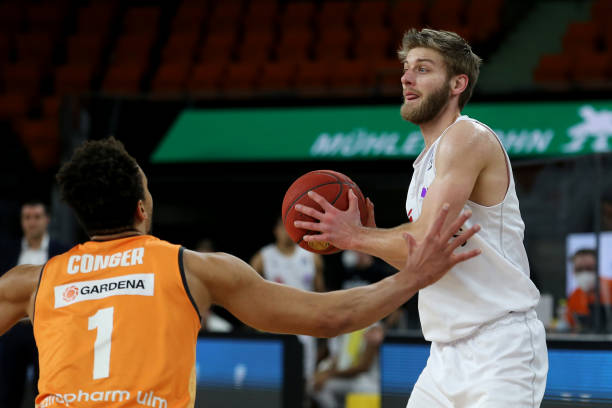 以另一种身 以另一种身