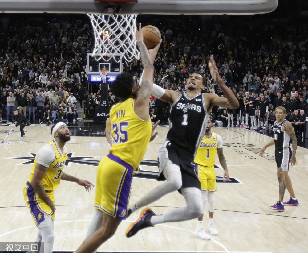 队伍出征前 队伍出征前