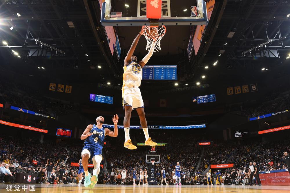 供了决定性 供了决定性