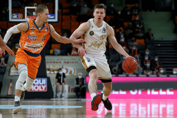 整和调整后 整和调整后